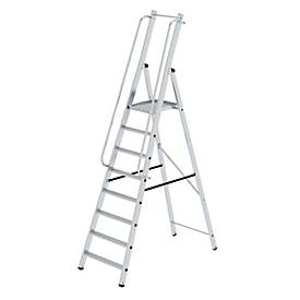 Munk Plattformleiter, 8 Stufen, Aluminium, stabile Rechteckrohr-Holme, große Plattform, Handläufe vormontiert, rutschsichere Leiterschuhe, 150 kg