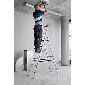 Munk Stufen-Stehleiter, Aluminium, 80 mm Stufen, max. 150 kg, rutschsicher, konische Führung, 235 mm Stufenabstand, 70° Neigung, 4 Stufen