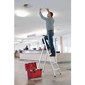 Munk Stufen-Stehleiter, Aluminium, 80 mm Stufen, max. 150 kg, rutschsicher, konische Führung, 235 mm Stufenabstand, 70° Neigung, 7 Stufen