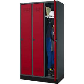 Schäfer Shop Genius Kleiderspind mit Sockel, 3 Abteile, 300 mm Abteilbreite, Sicherheitsdrehriegelverschluss, anthrazit/rubinrot