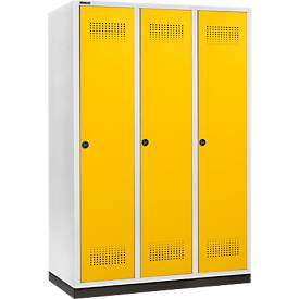 Schäfer Shop Genius Kleiderspind mit Sockel, 3 Abteile, 400 mm Abteilbreite, Sicherheitsdrehriegelverschluss, lichtgrau/rapsgelb