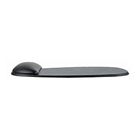 StarTech.com Ergonomisches Mauspad mit Gelkissen, 17x18x2cm, Gepolstertes Gel Mauspad für ergonomischer Arbeitsplatz mit Handgelenkauflage und rutschfeste PU-Basis unterlage (B-ERGO-MOUSE-PAD)