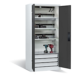 C+P Akkuladeschrank Acurado, abschließbar, mit Lüftung + Inneneinrichtung, B 930 x T 500 x H 1950 mm, Stahl, anthrazitgrau RAL 7016/lichtgrau RAL 7035