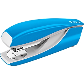 Grapadora LEITZ® Serie NeXXt 5502, metal, azul claro