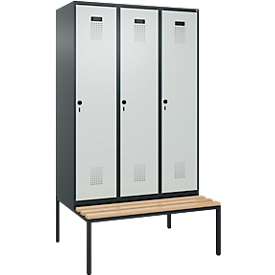 Kleiderspind C+P Evolo Plus, 3 Abteile, 400 mm Abteilbreite, mit untergebauter Sitzbank, B 1200 x T 815 x H 2120 mm, Drehriegel, anthrazitgrau/lichtgrau