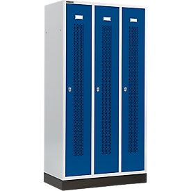Kleiderspind, mit gelochten Streifen, 3 Abteile, 300 mm, mit Sockel, Drehriegelverschluss, Tür enzianblau