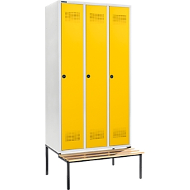 Kleiderspind mit Sitzbank, 3 Abteile, 300 mm Abteilbreite, Sicherheitsdrehriegelverschluss, lichtgrau/rapsgelb
