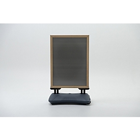 Kundenstopper WindPro WOOD, A1, für den Außen-/Innenbereich, IP55, Wasserablauföffnungen, 2-seitig nutzbar, B 720 x T 530 x H 1160 mm, grau/holzfarben