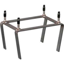 Mounting cage for setting in concrete