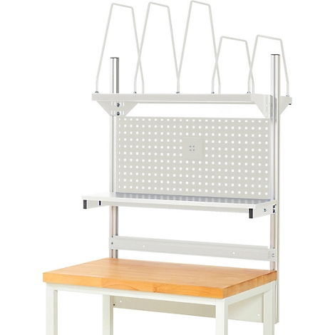 Werkbank met wit frame, houten blad en geperforeerde wand met beugels.