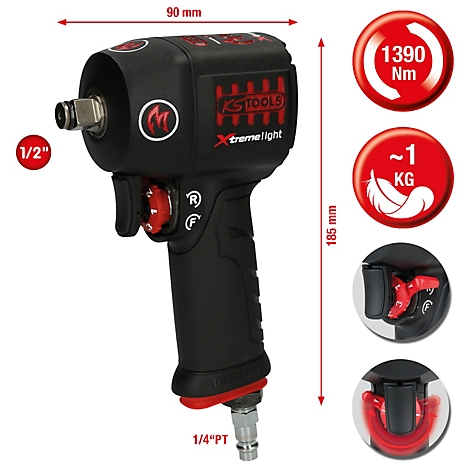 Schwarzer Druckluftschrauber mit roter Akzentuierung. Details: 1/2", 1390 Nm, 1 kg. Maße: 90 x 185 mm. Text: "KS TOOLS Xtreme light".