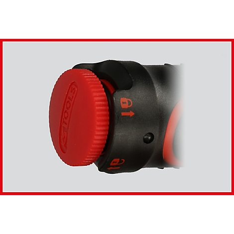 Nahaufnahme eines Teils eines Werkzeugs. Roter Knopf mit KS TOOLS Logo, schwarzer Griff mit Schloss-Symbol.