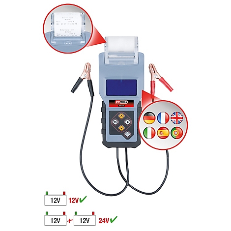 Batterietester mit Zangen, Display und Drucker. Die Papierausgabe zeigt Testergebnisse. Logos und Sprachen im Bild.