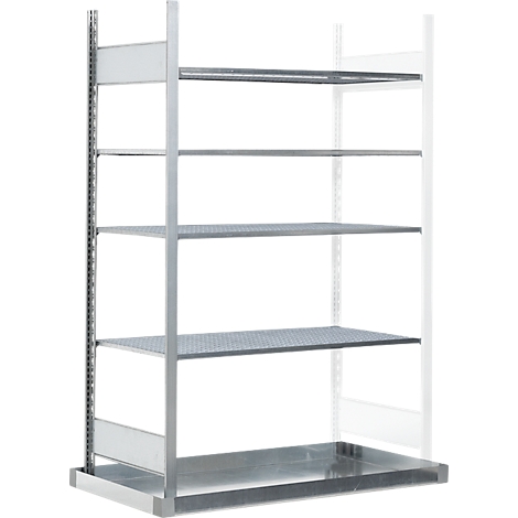 Metalen stellingkast met meerdere planken, tegen een witte achtergrond. Roosterstructuur van de planken en grijze kleur.