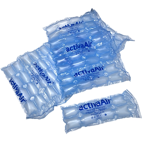 Mehrere blaue, luftgefüllte Luftpolsterkissen der Marke ActivaAir zur Verpackung.