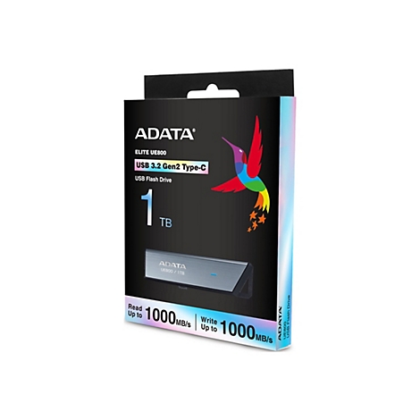 ADATA UE800 USB-Stick mit 1 TB Speicherplatz in der Produktverpackung auf weißem Hintergrund.
