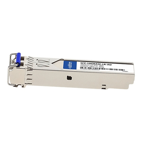AddOn SFP+ Glasfaser-Transceiver-Modul mit blauem Entriegelungshebel vor weißem Hintergrund.