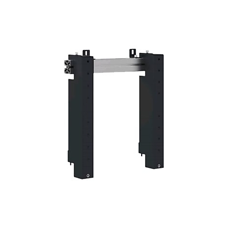 Schwarzer Metallrahmen mit silbernem Querträger. Zwei vertikale Säulen und ein horizontaler Balken bilden eine rechteckige Struktur.