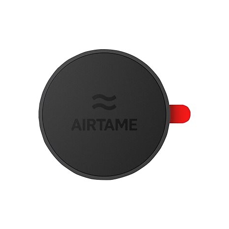Schwarzer, runder Airtame-Adapter mit roter Lasche. Auf der Oberseite steht Airtame.