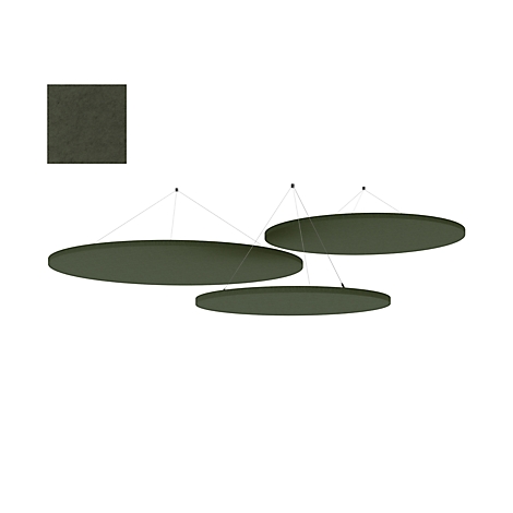 Drie ovale, groene hanglampen hangen aan fijne touwen. Linksboven een vierkant stoffen patroon.