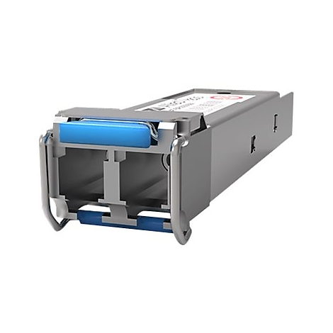 Nahaufnahme eines silbernen SFP-Transceivers mit blauen Akzenten und Beschriftungen.