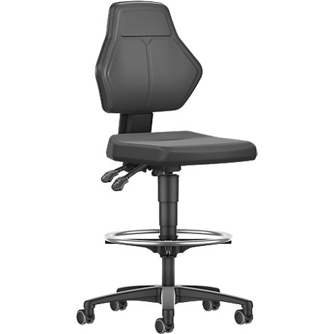 Black ergonomic chair, height-adjustable, with footrest and castors. Backrest and seat are padded.