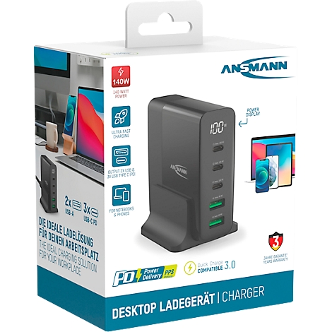 Zwarte desktop lader met meerdere USB-poorten. Productkenmerken en logo's zoals "140W", "Power Delivery" en "Quick Charge 3.0" zijn zichtbaar op de verpakking.