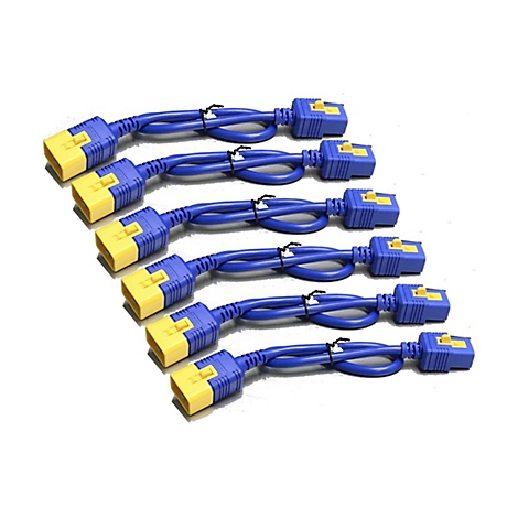 Sieben blaue Kabel mit gelben Steckern liegen auf weißem Hintergrund.