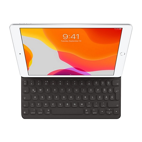 Un iPad blanc avec un clavier noir attaché. L'écran affiche l'heure 9h41 et la date mardi 10 septembre.