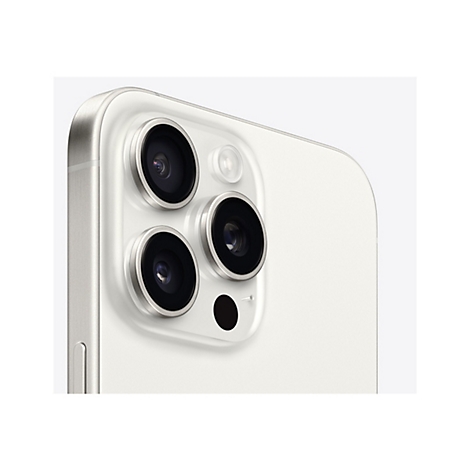 Nahaufnahme der Rückseite eines weißen Smartphones. Drei Kameras, Blitz und Sensor sind zu sehen.