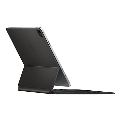 Schwarzes iPad mit Tastatur, im Winkel aufgestellt.