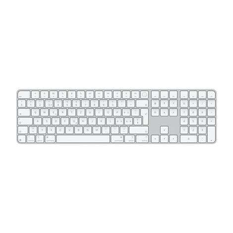 Draufsicht auf eine silberfarbene Apple Magic Keyboard. Das Layout der Tasten ist deutlich zu erkennen, mit weißen Buchstaben und Symbolen auf dunklen, rechteckigen Tasten. Die Tastatur liegt auf einem weißen Hintergrund.