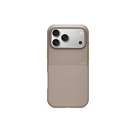 Coque de téléphone beige pour smartphone avec découpe caméra, en dessous une surface texturée. Le logo Beats est visible.