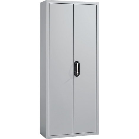 Armario de acero gris con dos puertas. Las puertas tienen una manija negra.