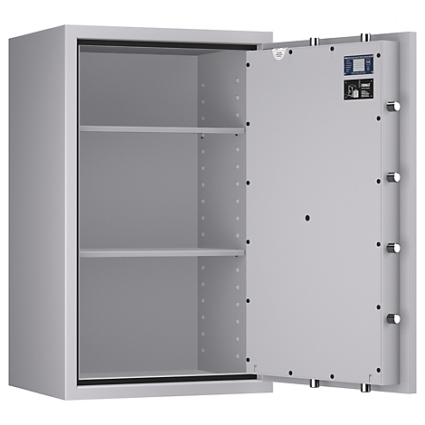Caja fuerte gris, puerta abierta, dos estantes, pequeños controles. Puerta con pernos de bloqueo.