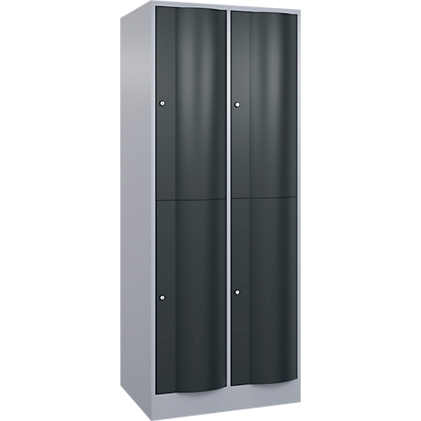 Armoire grise et noire avec quatre portes. Chaque porte a un bouton argenté.