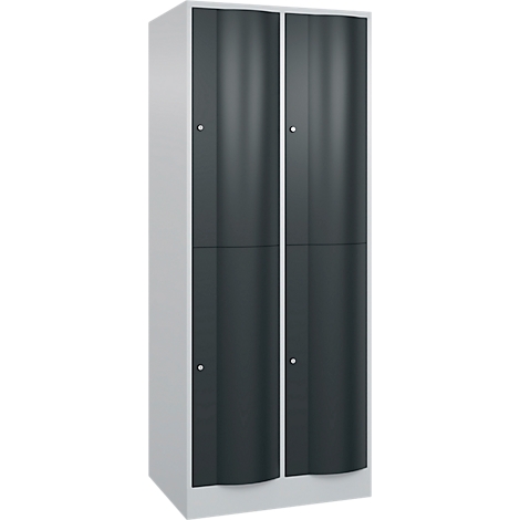 Une armoire grise avec deux portes, chacune divisée en deux compartiments.