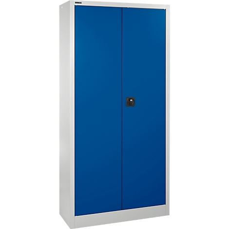 Grande armoire métallique gris clair avec deux portes battantes bleues et une serrure centrale à loquet rotatif.
