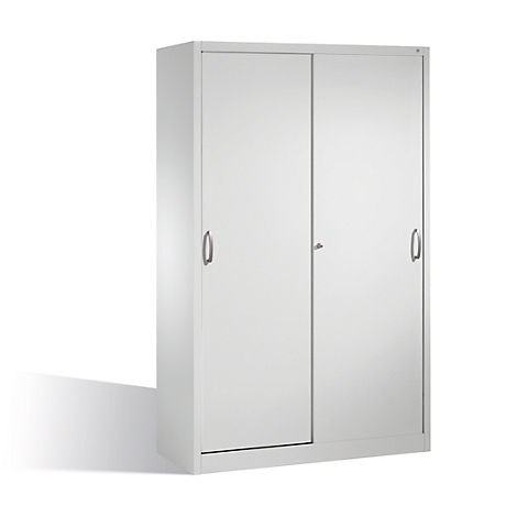 Une armoire métallique grise avec deux portes coulissantes sur fond neutre.