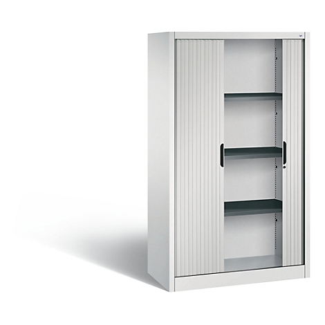 Armoire de bureau blanche avec portes coulissantes et trois étagères. La porte est ouverte.