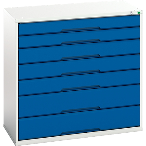 Commode à tiroirs bleue et blanche avec six tiroirs, des poignées et un corps blanc.