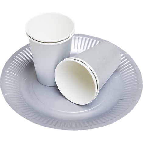 Assiette en carton grise avec deux gobelets en carton. Une tasse est debout, l'autre est couchée. Les deux sont blancs à l'intérieur.