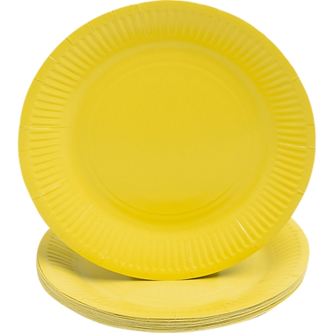 Assiettes en carton jaunes, une sur le dessus.