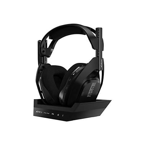 Schwarzes Astro Gaming-Headset in einer Ladestation vor weißem Hintergrund.