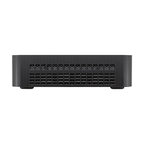 Schwarzes Computergehäuse von vorne, mit Lamellendesign und Lüftungsschlitzen vor weißem Hintergrund.