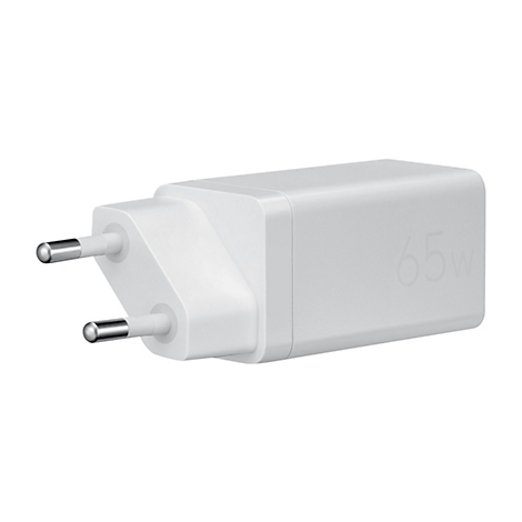 Weißes Netzteil mit Eurostecker und eingeprägter 65W Kennzeichnung auf der Seite.