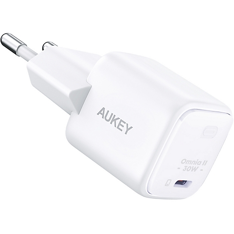 Chargeur AUKEY blanc avec prise EU. Inscription: Omnia II - 30W.