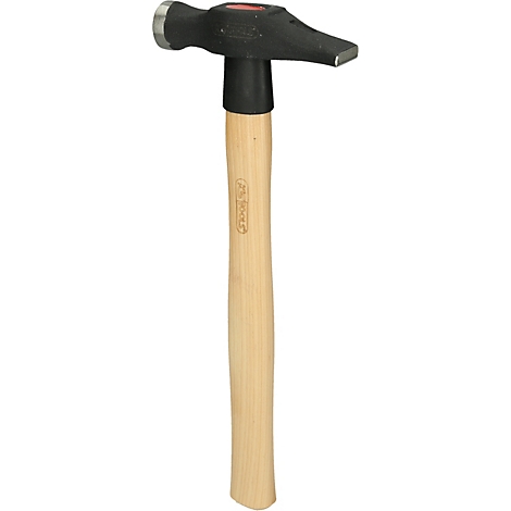 Ein Hammer mit Holzgriff. Der Hammerkopf ist schwarz und hat eine flache Schlagfläche. Der Holzgriff ist hell.