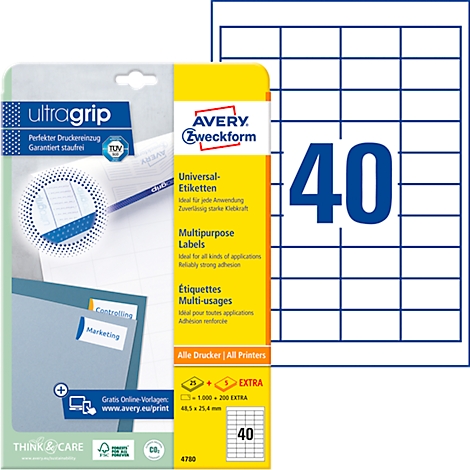 A package of Avery Zweckform labels, labeled with 'Universal Labels', 'Multipurpose Labels' and 'Étiquettes Multi-usages'.