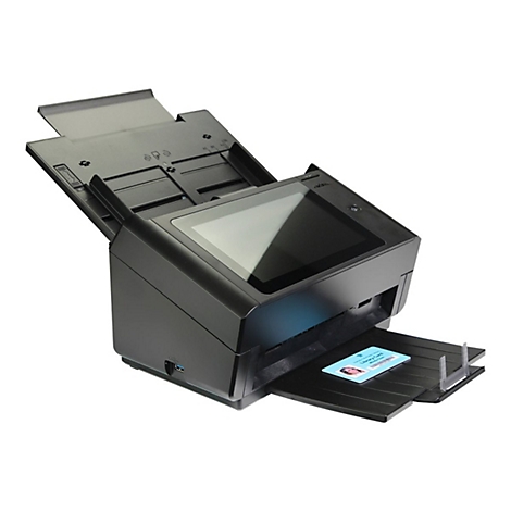 Schwarzer Dokumentenscanner mit aufgesetztem Deckel und einem Bedienfeld. Eine blaue Karte liegt im Ausgabeschacht.